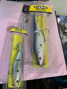 Storm Kickin' Stick Fishing Lures in Silver with Pink Accent plus 1 jig